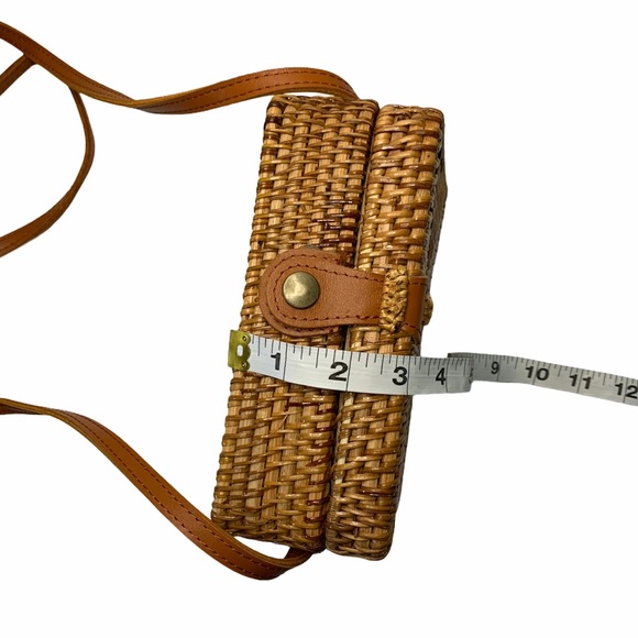 Rectangular Woven Wicker Boho Basket Bag / Purse - Picture 6 of 6